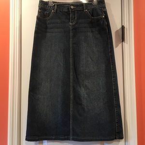 Nice maurices denim skirt